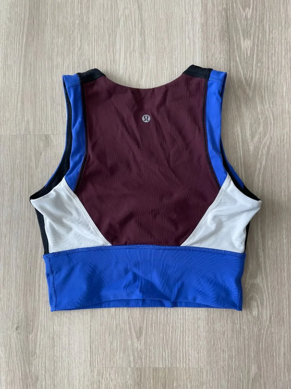 lululemon athletica excellent size